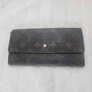 Louis Vuitton Long Wallet